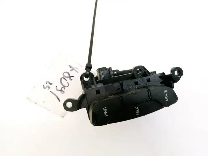 Chevrolet Captiva (2006 - 2011) 96628528 Кнопки на рулевом колесе — фото 1