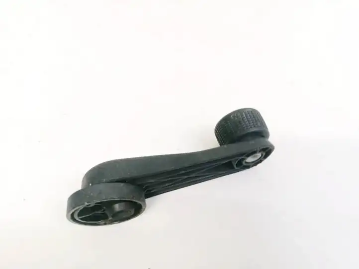 Skoda Octavia Mk1 (1U) (1996 - 2004) 1H0837581D Ручка стеклоподъемника — фото 2