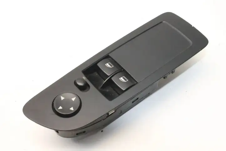 BMW 1 E82 E88 (2007 - 2014) 9167157 Кнопка стеклоподъемников — фото 1