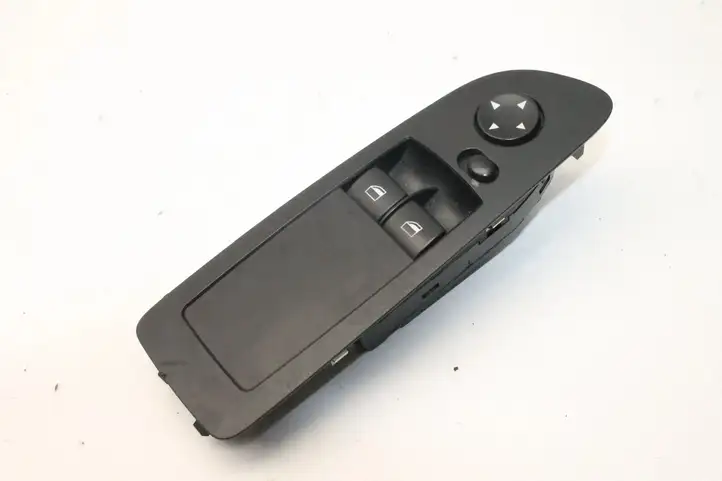 BMW 1 E82 E88 (2007 - 2014) 9167157 Кнопка стеклоподъемников — фото 3