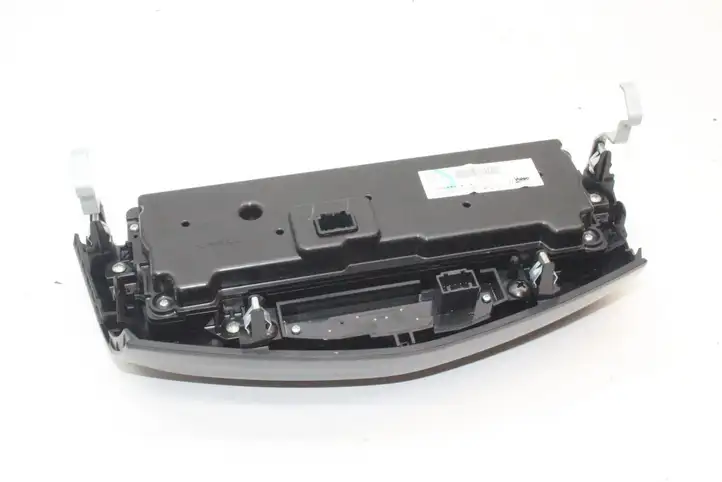 Nissan Qashqai (2013 - 2017) 275004EA1A Управление климат контролем — фото 4