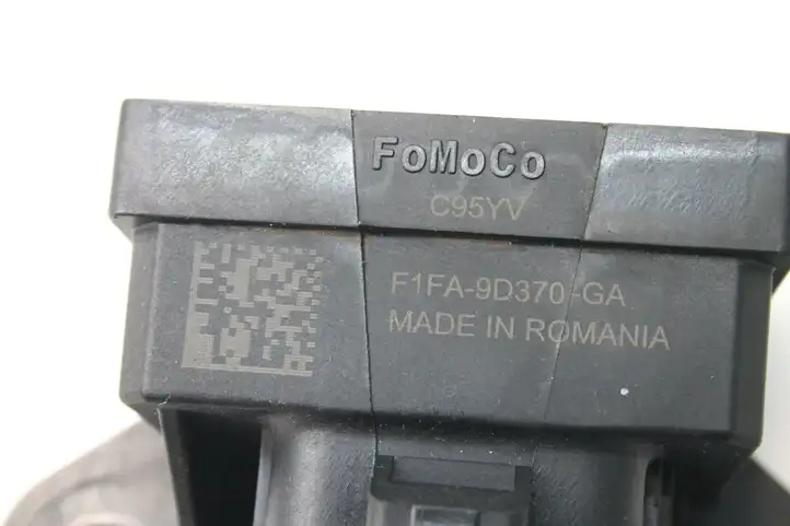 Ford Kuga II (2013 - 2019) F1FA9D370GA Реле насоса горючего — фото 5