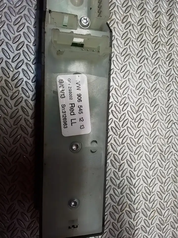 Volkswagen Crafter (2006 - 2016) 9065451213 Блок кнопок стеклоподъемников — фото 2