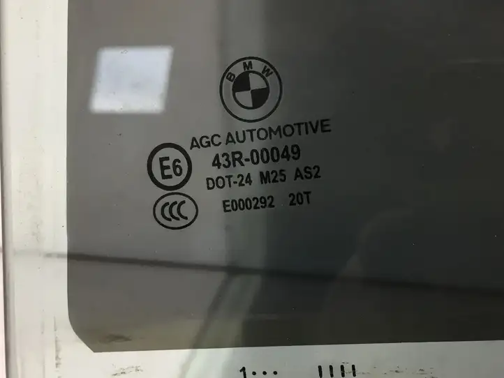 BMW 5 F10 F11 (2009 - 2016) 43R00049 Стекло задней двери — фото 2