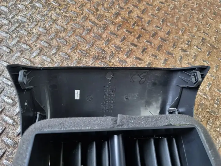 Tesla Model Y (2019 - 2024) 113737300A Задний воздушный дефлектор — фото 4