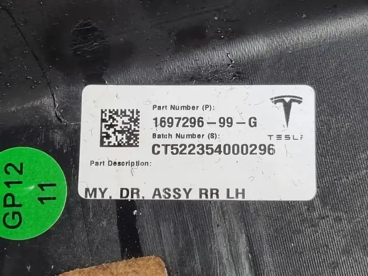 Tesla Model Y (2019 - 2024) 169729599G Обшивка задней двери — фото 7