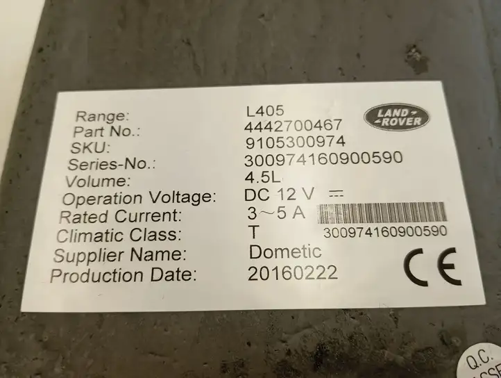 Land Rover Range Rover L405 (2012 - 2017) 4442700467 Автомобильный холодильник — фото 3