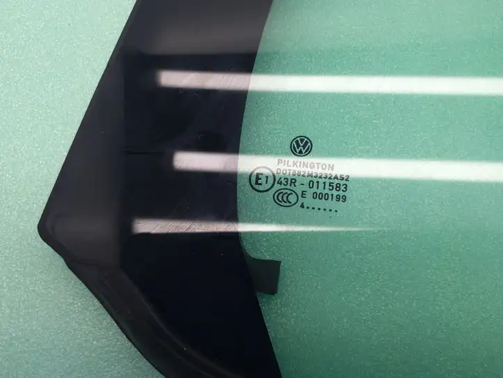 Volkswagen Golf Sportsvan (2014 - 2017) 510845214 Форточка двери — фото 2