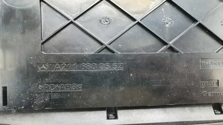 Mercedes-Benz E W211 (2002 - 2009) A2116800552 Блок кнопок на панели — фото 3