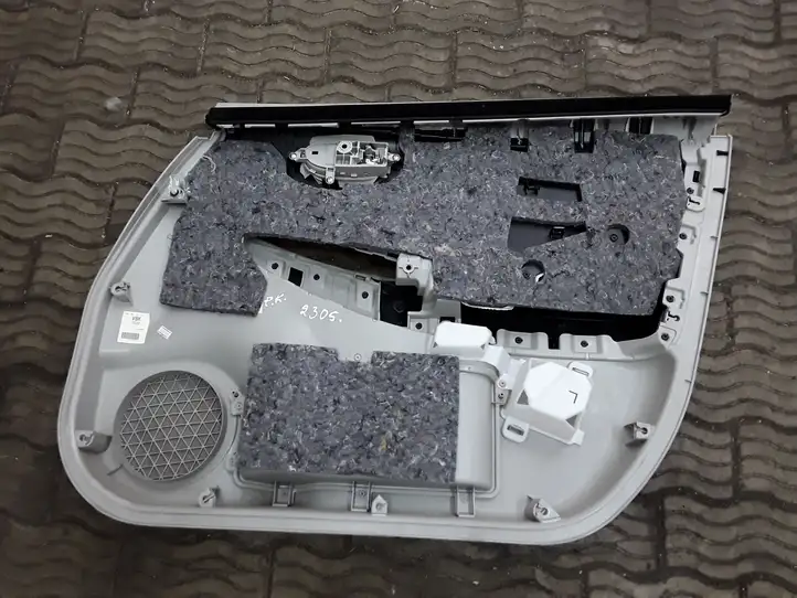Nissan Leaf I (ZE0) (2010 - 2017) 809233NA0A Обшивка передней двери — фото 2