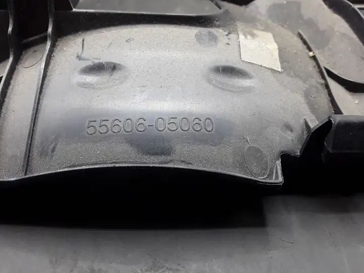Toyota Avensis T270 (2009 - 2012) 5560605060 Прочие детали салона — фото 4