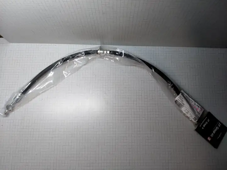 Toyota Corolla E120 E130 (2004 - 2007) 9008094200 Тормозные трубки главного тормозного цилиндра — фото 1