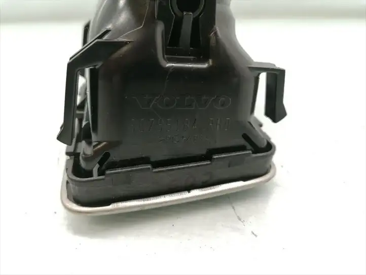 Volvo S80 (2006 - 2009) 30755184 Боковой воздушный дефлектор — фото 4