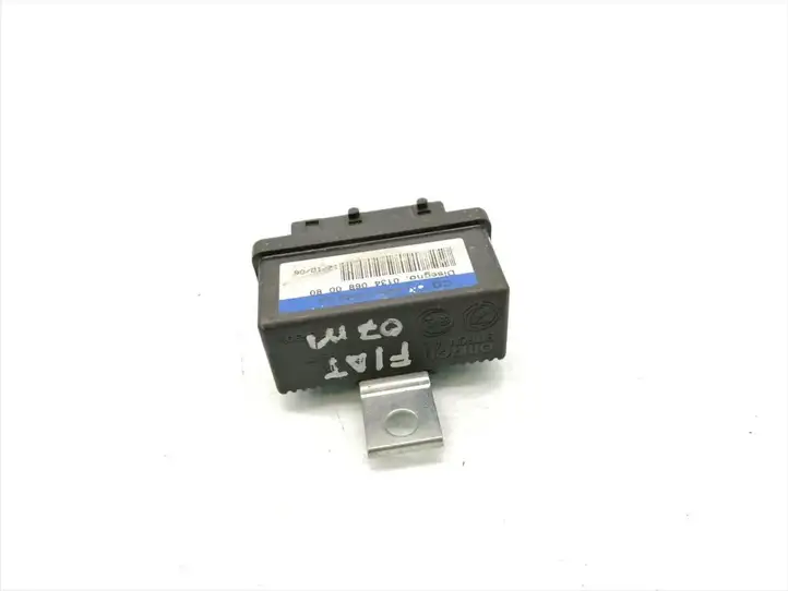 Fiat Ducato (2007 - 2014) 01340680080 Реле насоса горючего — фото 2