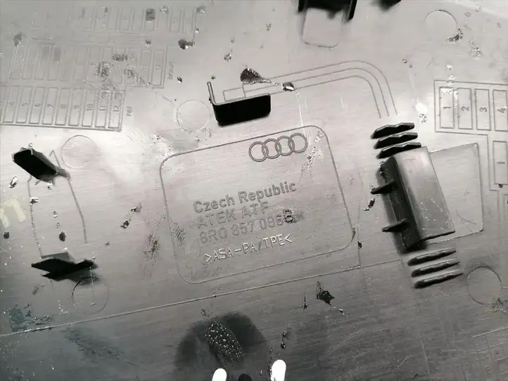 Audi Q5 SQ5 (2012 - 2017) 8R0857086 Прочие детали салона — фото 3