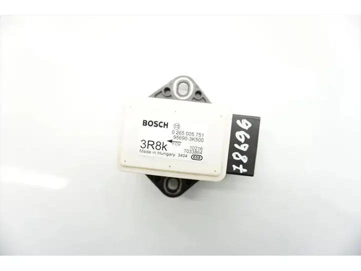Hyundai i30 (2007 - 2012) 95690-3K500 Датчик наклона — фото 3