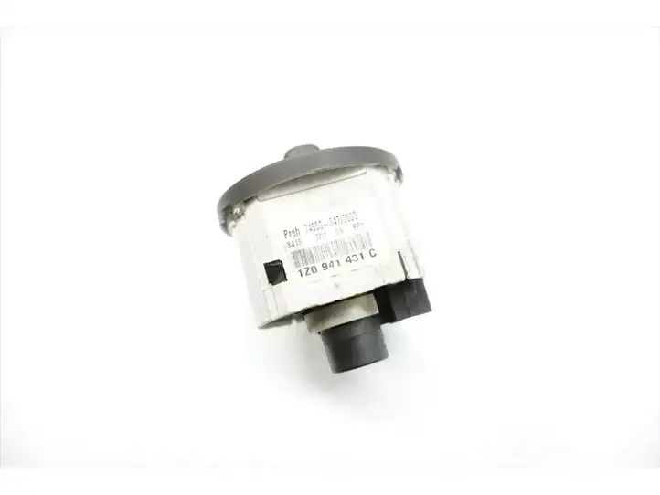 Skoda Octavia Mk2 (1Z) (2004 - 2013) 1Z0941431C Включатель фонарей — фото 5