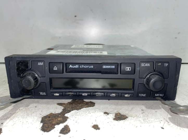 4B0035152C Audi TT Mk1 Radija/ CD/DVD grotuvas/ navigacija