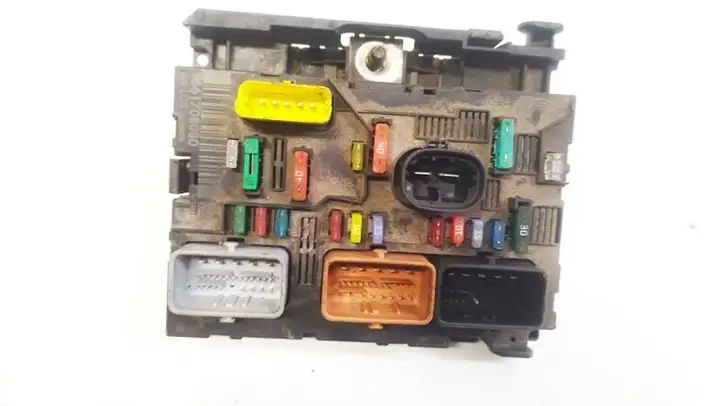 Citroen C4 Picasso (2006 - 2013)  9661708080 Ящик предохранителей (комплект)