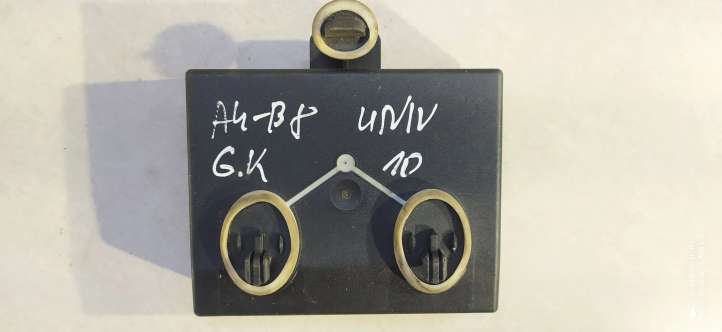 Audi A4 (2007 - 2011)  8K0959795F Блок управления дверью