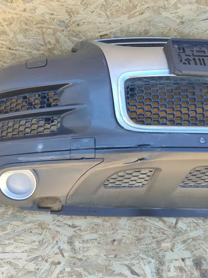 Volkswagen Touareg I    Передний бампер