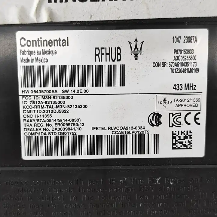 Maserati Ghibli (2017 - ) 670153633 Блок бесключевого доступа — фото 8