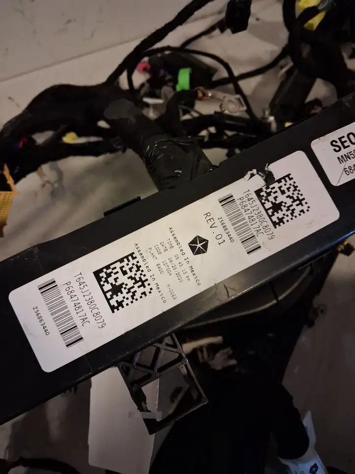 Dodge Ram (2018 - ) 68474817AC Прочая электропроводка — фото 3