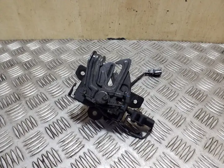 Kia Soul (2019 - )   Замок капота