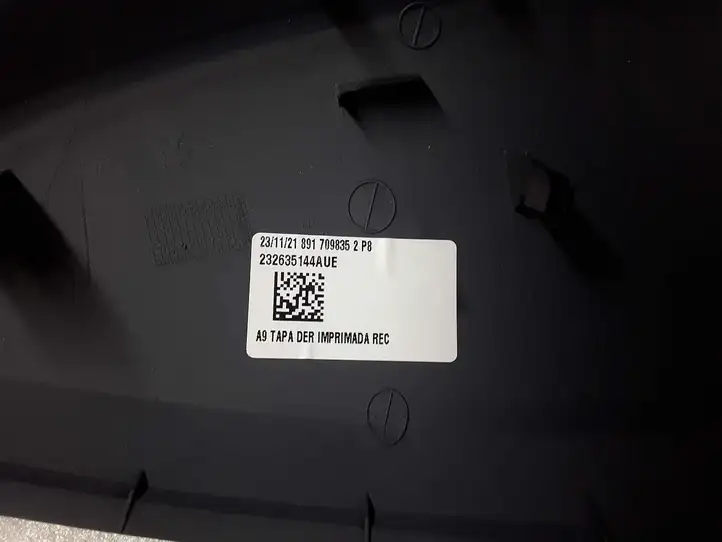 Peugeot 2008 II (2019 - ) 232635144AUE Пластиковая отделка зеркала — фото 2