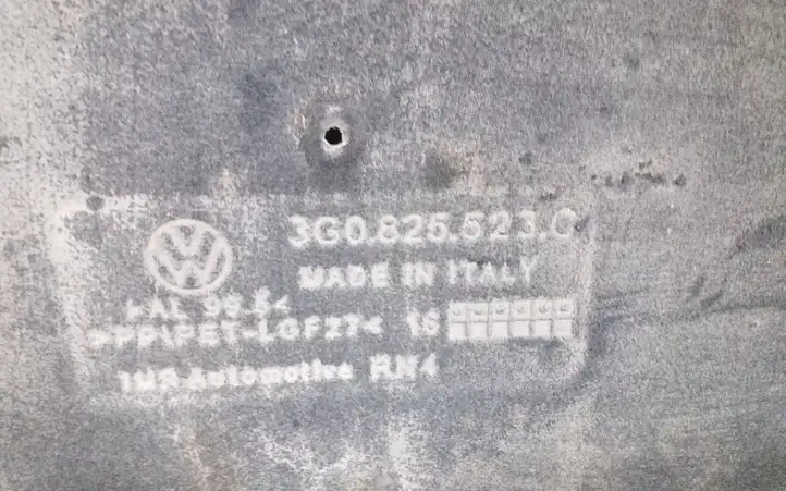 Volkswagen PASSAT B8 (2015 - ) 3G0825523C Защита днища багажника — фото 3