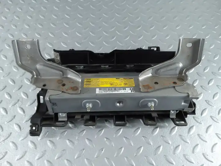 Subaru Outback (BS) (2014 - 2019) TG13D04001 Коленная подушка безопасности — фото 3
