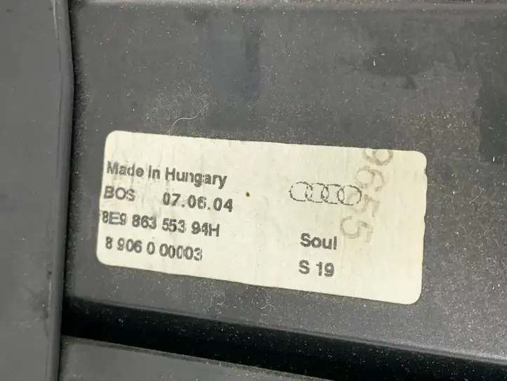 Audi A4 S4 B6 8E 8H (2000 - 2006) 8E9863553 Шторка — фото 3