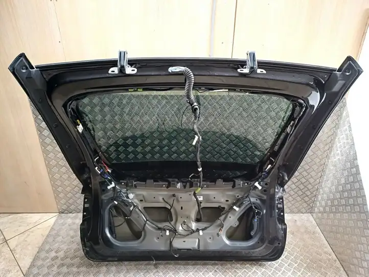 Tesla Model X (2015 - 2021) 1069547-E0-B Крышка багажника — фото 4