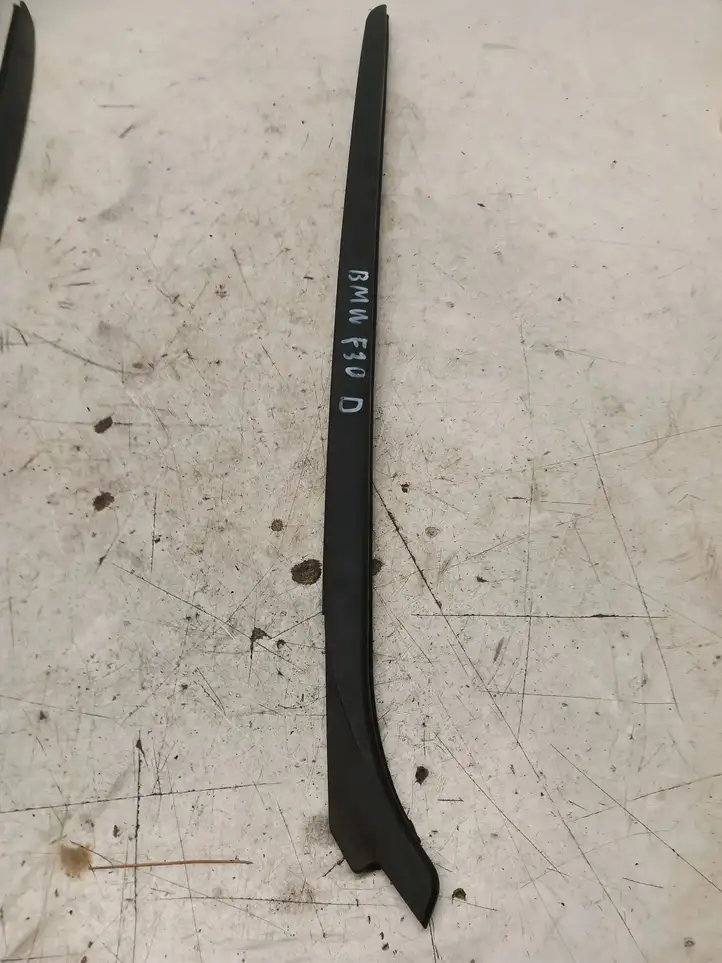 BMW 3 F30 F35 F31 (2012 - 2018) 7258188 Накладка стоек лобового стекла — фото 1
