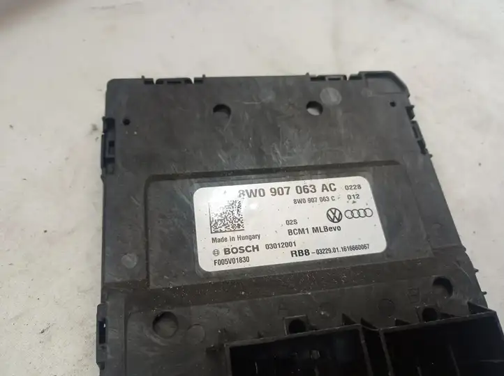 Audi A4 S4 B9 (2015 - 2019) 8W0907063AC Модуль комфорта — фото 3