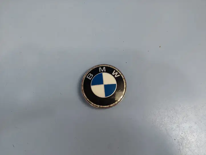 BMW 3 F30 F35 F31 (2012 - 2018) 6783536 Неоригиналные колпаки ступицы — фото 1