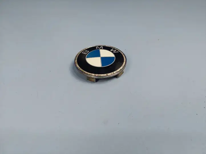 BMW 3 F30 F35 F31 (2012 - 2018) 6783536 Неоригиналные колпаки ступицы — фото 3
