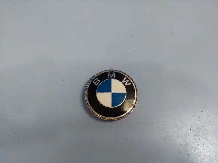 BMW 3 F30 F35 F31 (2012 - 2018) 6783536 Неоригиналные колпаки ступицы — фото 1