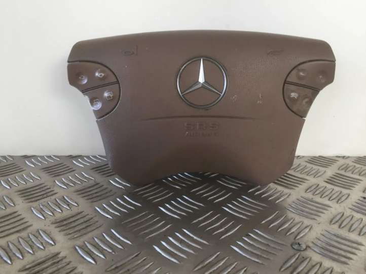 YP2KZL1AANY Mercedes-Benz E W210 Vairo oro pagalvė