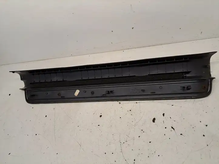 Toyota Avensis T250 (2006 - 2009) 6791405040 Внутренняя отделка переднего порога — фото 3