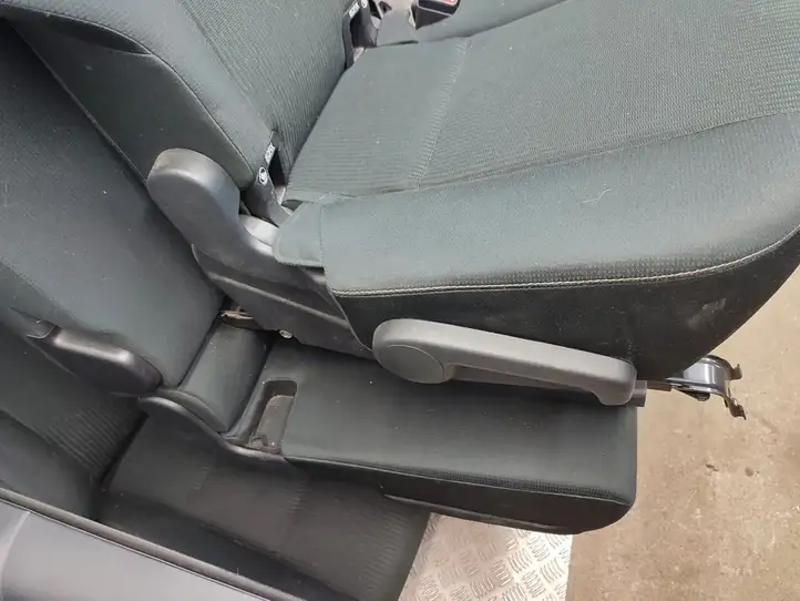 Toyota RAV 4 (XA40) (2012 - 2018) Комплект отделки дверей — фото 5