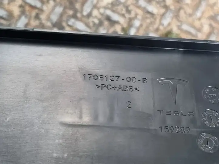 Tesla Model Y (2019 - 2024) 168443505H Прочие блоки управления — фото 5