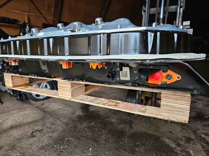 Tesla Model Y (2019 - 2024) 170001200C Аккумулятор гибридного / электрического автомобиля — фото 3