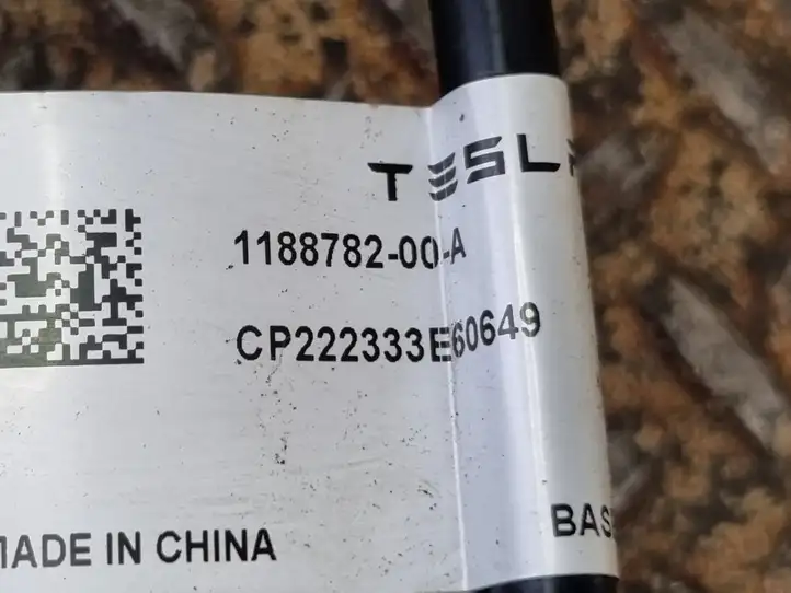 Tesla Model Y (2019 - 2024) 118878200A Электрические провода ручного тормоза — фото 6