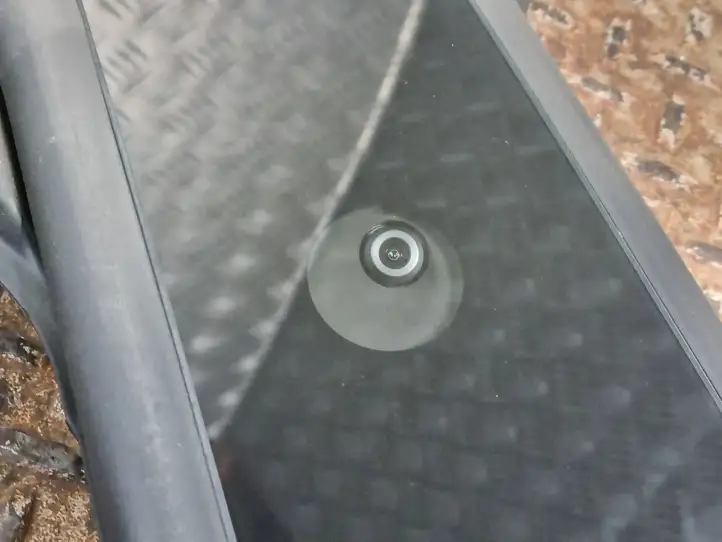 Tesla Model Y (2019 - 2024) 151625800E Наружная накладка стойки B — фото 7