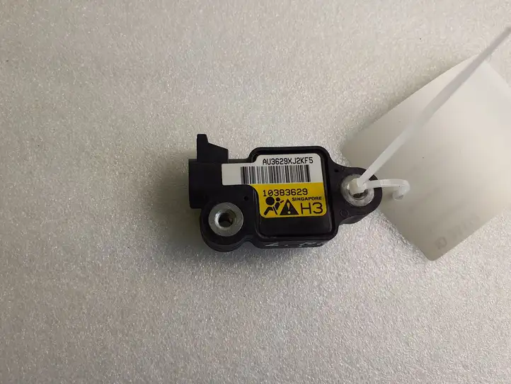 Hummer H3 (2005 - 2010) 10383629 Датчик удара SRS — фото 6