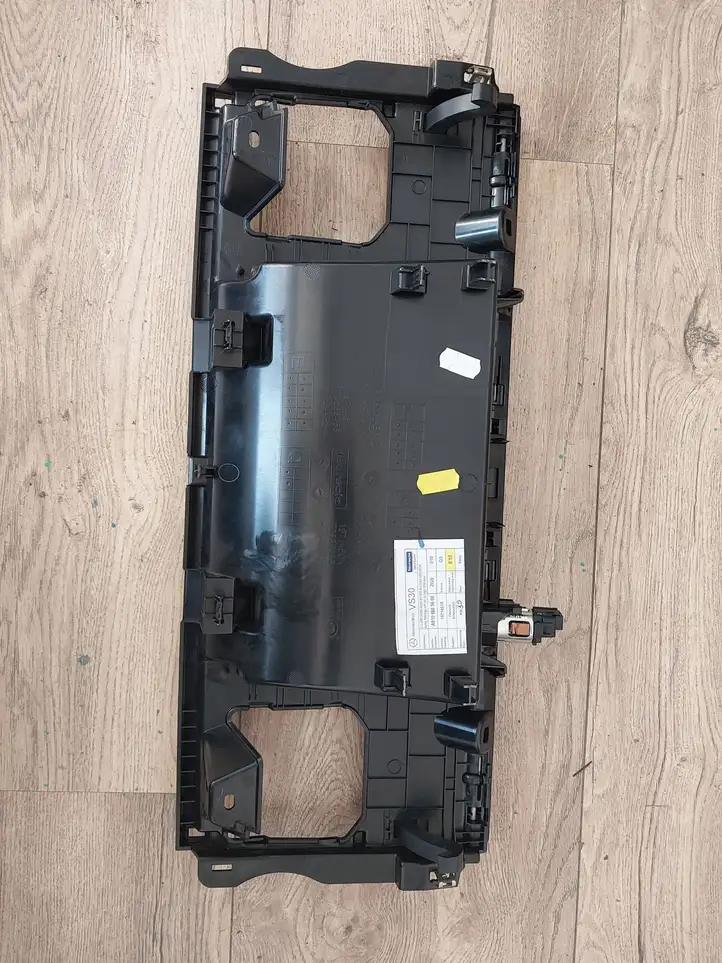 Mercedes-Benz Sprinter W907 W910 (2018 - ) A9106805600 Бардачок в сборе — фото 3