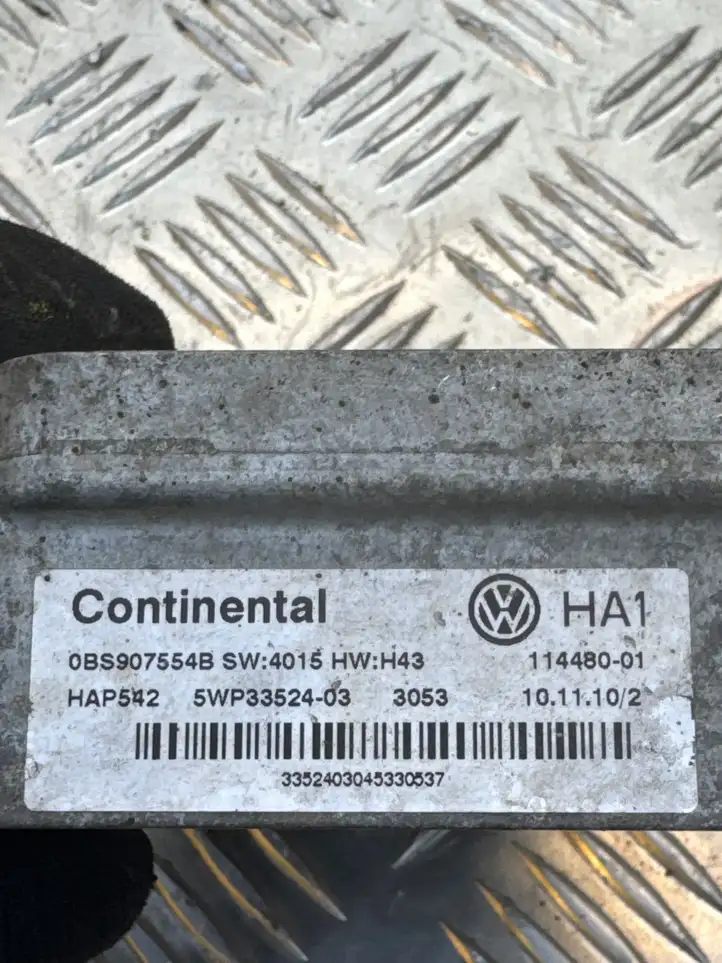 Volkswagen PASSAT B7 (2011 - 2014) 0BS907554B Блок управления задним мостом — фото 5