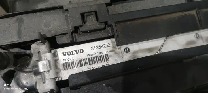 Volvo XC60 (2017 - ) 31368232 Электровентилятор радиатора — фото 5