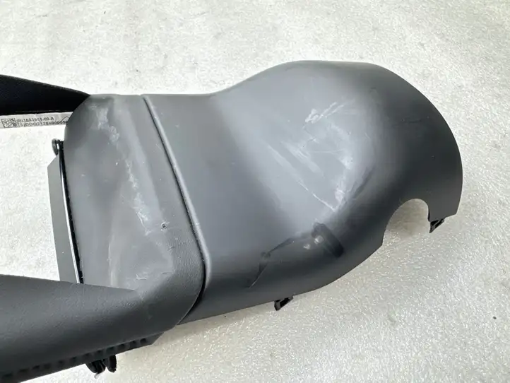 Tesla Model Y (2019 - 2024) 168377500A Обшивка рулевой колонки — фото 4
